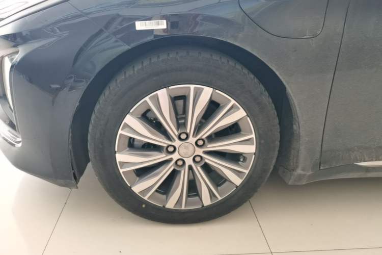 Used Hongqi E-QM5 2024 610 km PLUS Left Front Wheel Hub