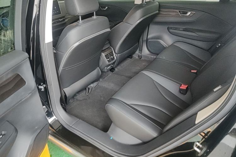 Used Hongqi E-QM5 2024 450km Range Commuter Version Left Rear Seat