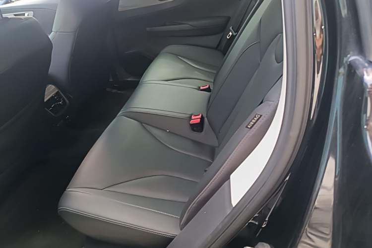 Used Hongqi E-QM5 2024 610 km PLUS Left Rear Seat