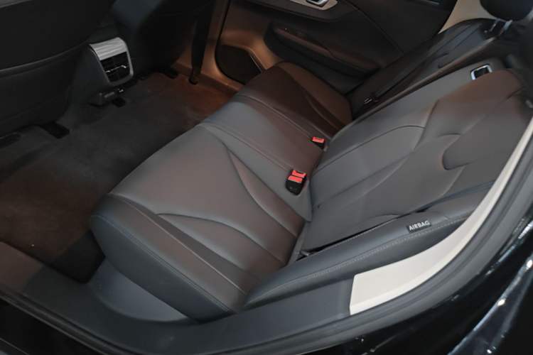 Used Hongqi E-QM5 2024 560km PLUS Left Rear Seat
