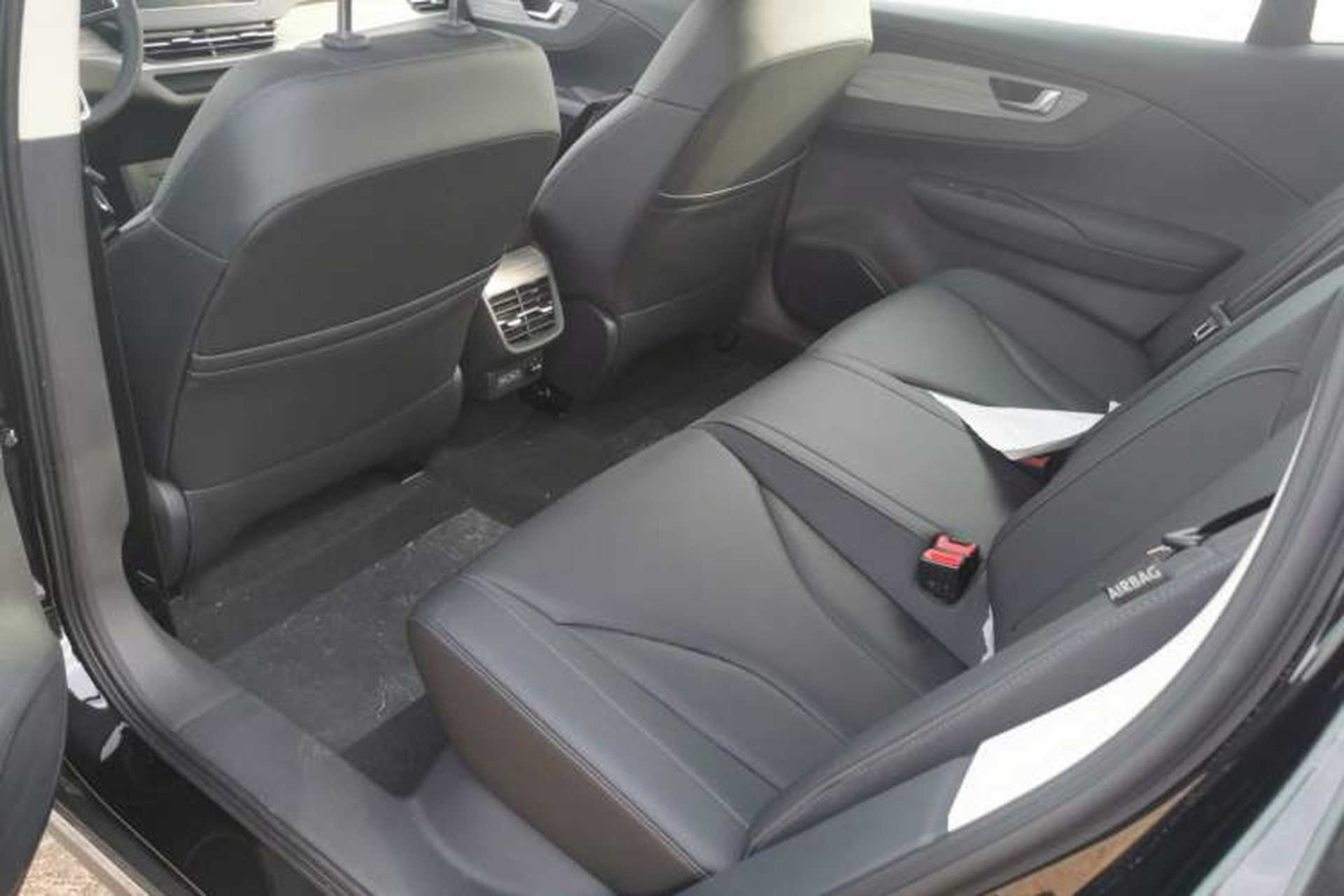 Used Hongqi E-QM5 2024 500km Range Edition Left Rear Seat