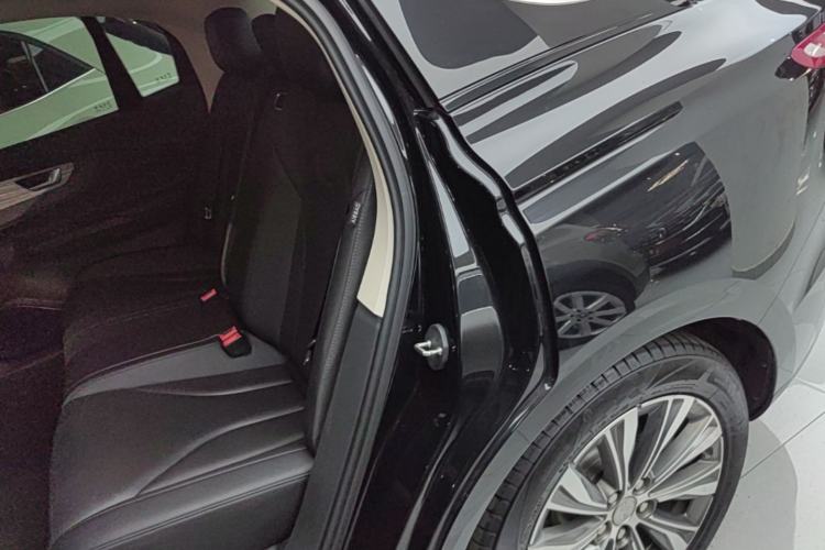 Used Hongqi E-QM5 2024 500km Range Edition Left Rear Seat