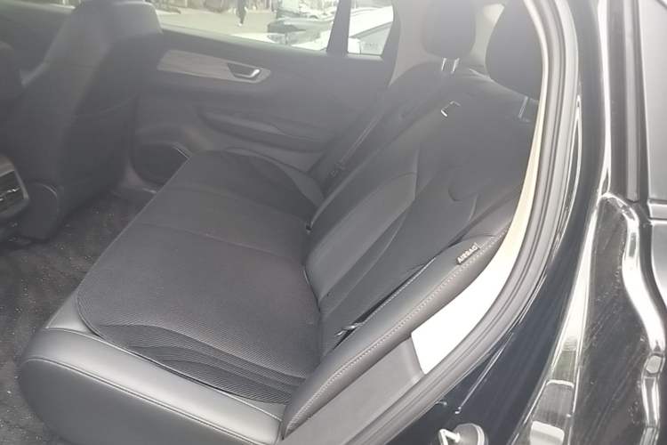 Used Hongqi E-QM5 2024 610 km PLUS Left Rear Seat