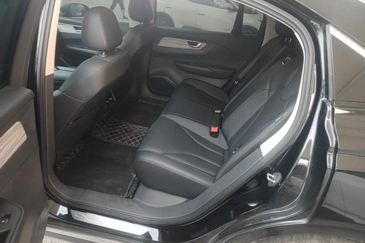 Used Hongqi E-QM5 2024 560km PLUS Left Rear Seat