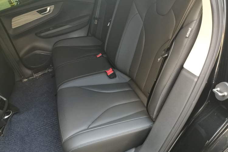 Used Hongqi E-QM5 2024 560km PLUS Left Rear Seat
