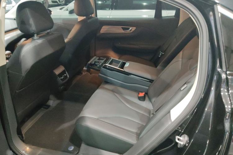 Used Hongqi E-QM5 2024 610 km PLUS Left Rear Seat