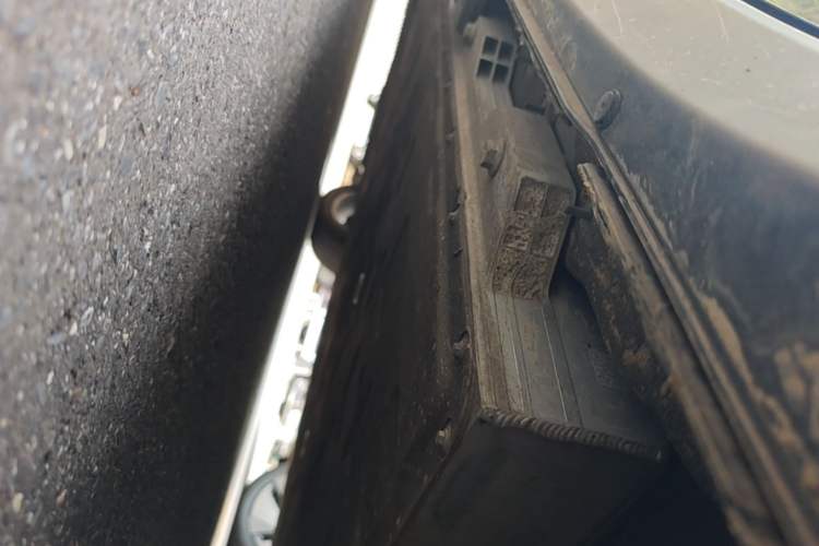 Used Hongqi E-QM5 2024 450km Range Commuter Version Left Side Sill