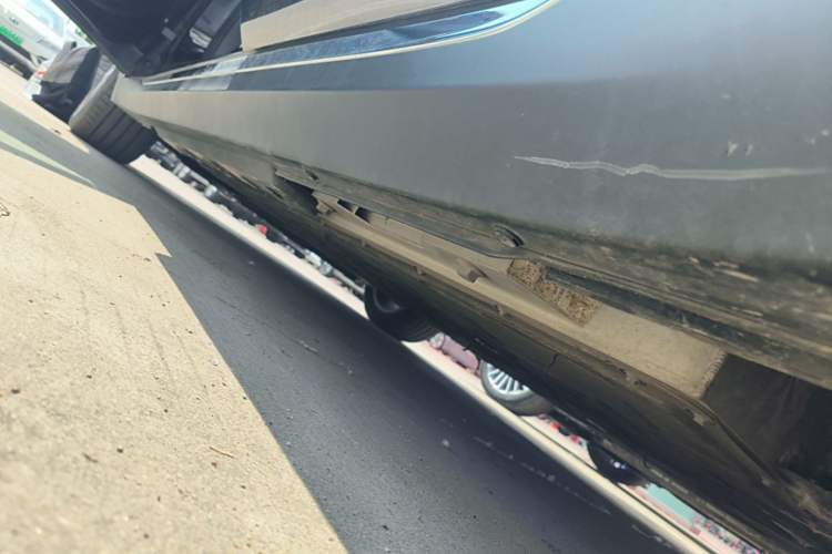 Used Hongqi E-QM5 2024 560km PLUS Left Side Sill