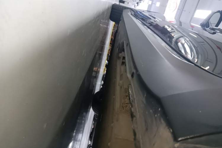 Used Hongqi E-QM5 2024 560km PLUS Left Side Sill