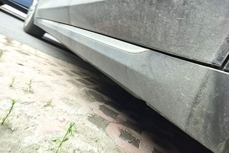 Used Hongqi E-QM5 2024 560km PLUS Left Side Sill