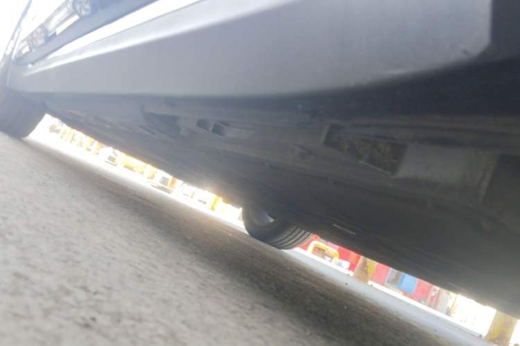 Used Hongqi E-QM5 2024 560km PLUS Left Side Sill