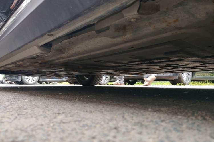 Used Hongqi E-QM5 2024 610 km PLUS Left Side Sill