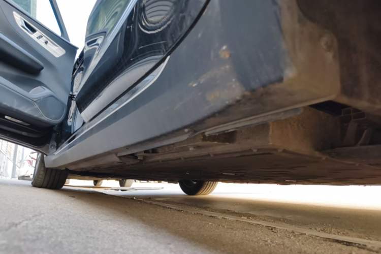 Used Hongqi E-QM5 2024 560km PLUS Left Side Sill