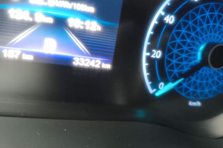Used Hongqi E-QM5 2024 610 km PLUS Odometer Close Up