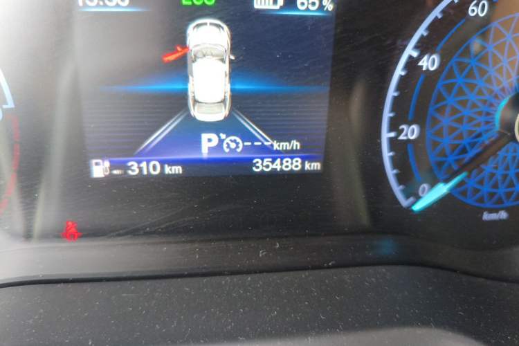 Used Hongqi E-QM5 2024 500km Range Edition Odometer Close Up