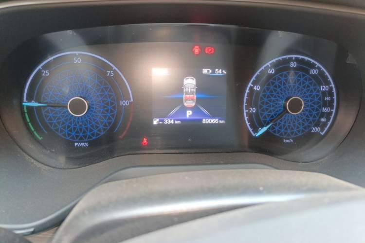 Used Hongqi E-QM5 2024 610 km PLUS Odometer Close Up