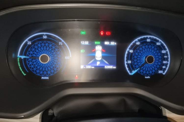 Used Hongqi E-QM5 2024 500km Range Edition Odometer Close Up