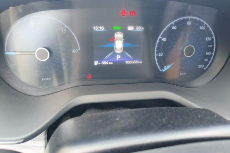 Used Hongqi E-QM5 2024 610 km PLUS Odometer Close Up