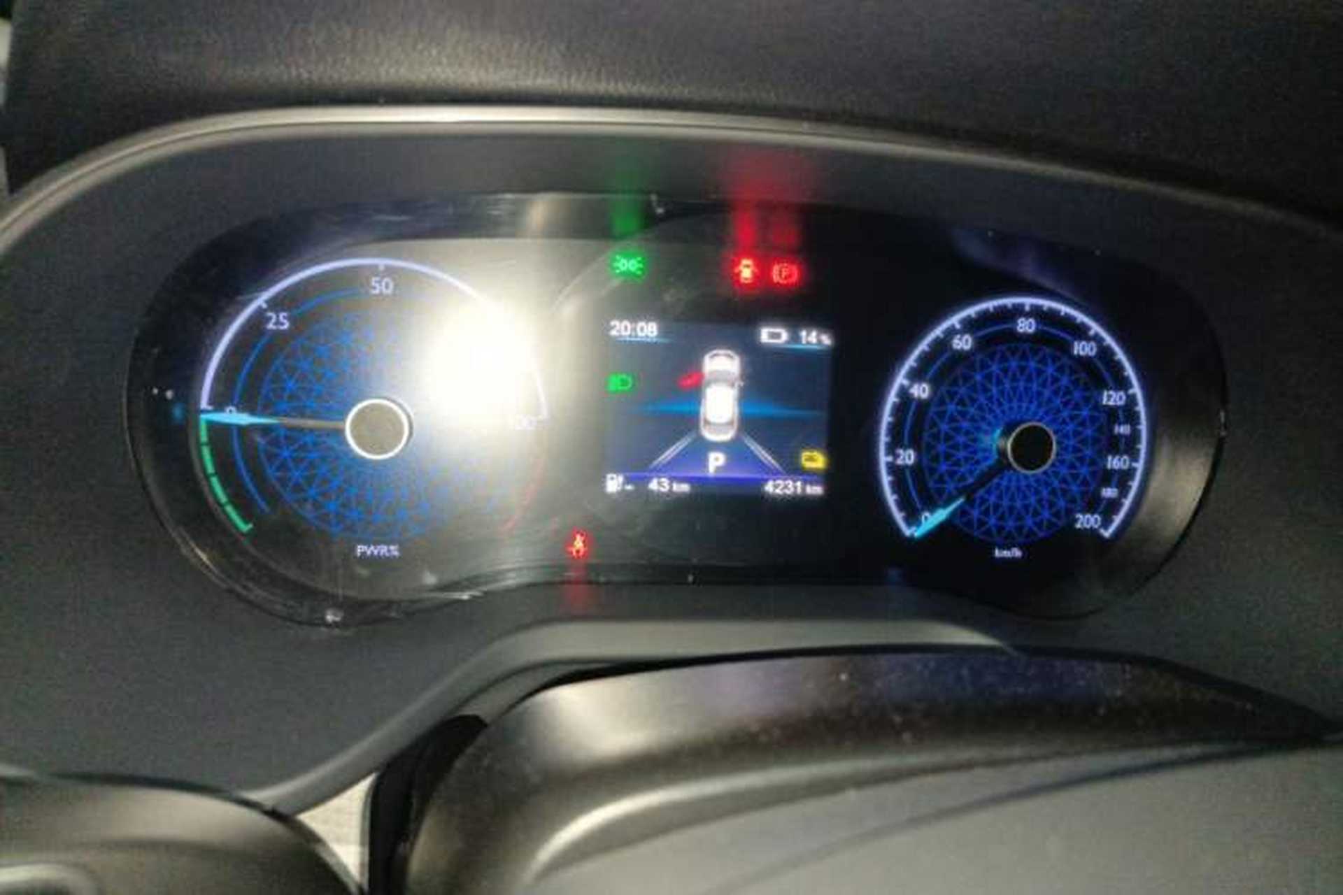 Used Hongqi E-QM5 2024 560km PLUS Odometer Close Up