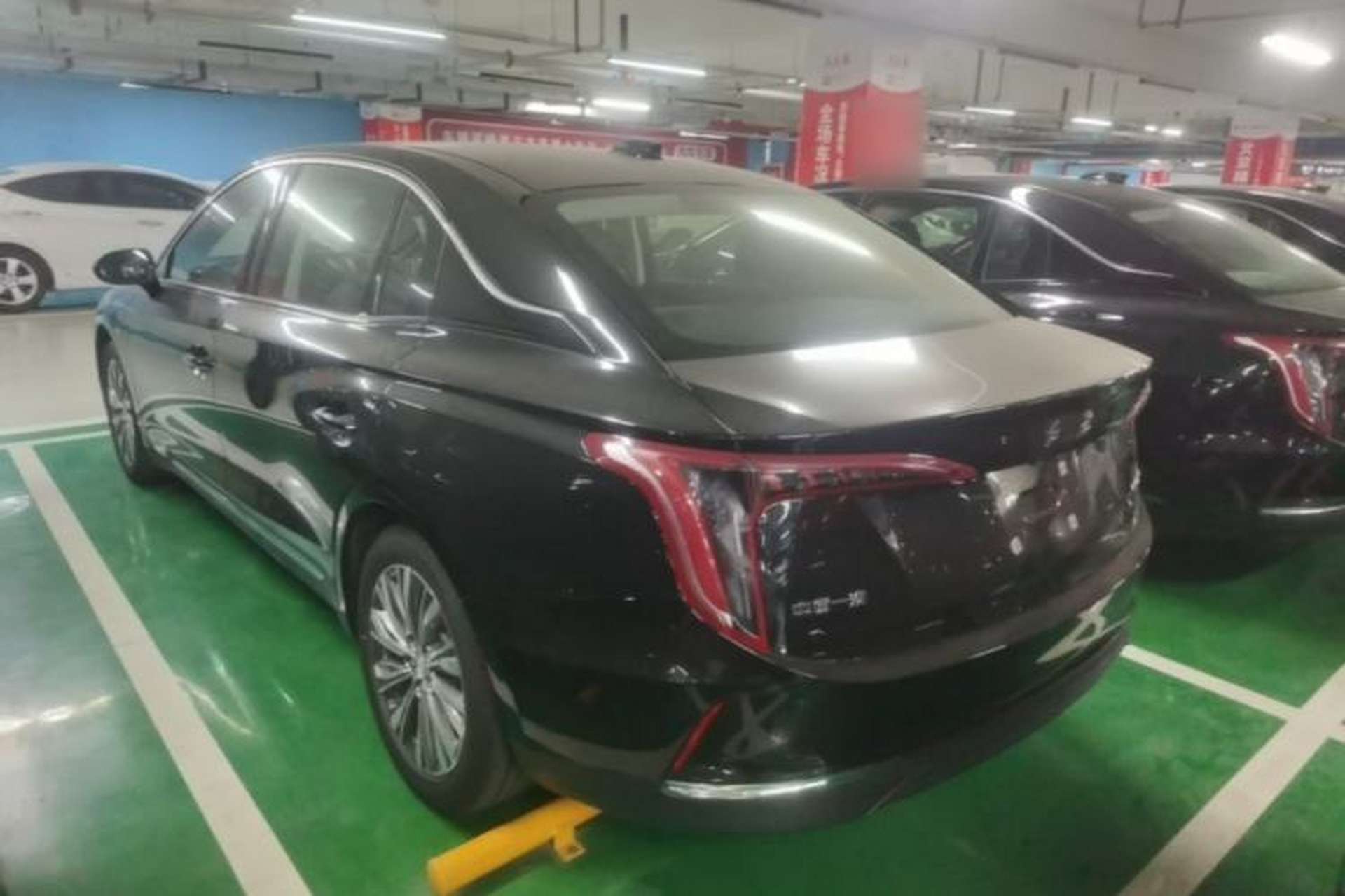Used Hongqi E-QM5 2024 500km Range Edition Rear Left 45 Deg