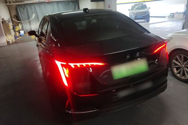 Used Hongqi E-QM5 2024 560km PLUS Rear Left 45 Deg