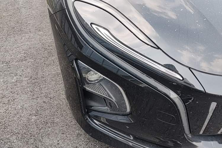 Used Hongqi E-QM5 2024 610 km PLUS Right Front Headlight