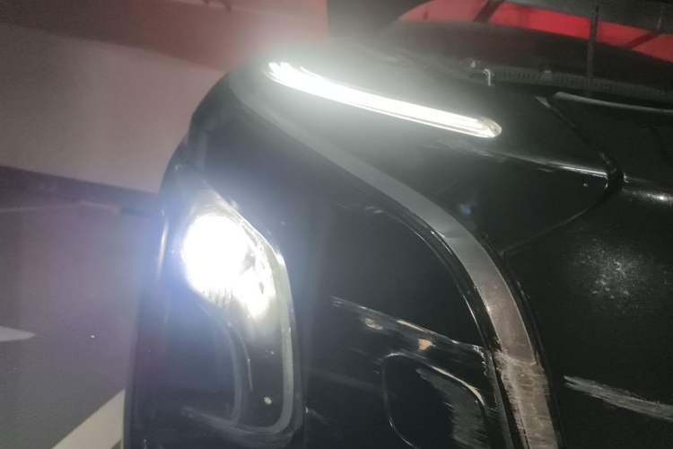 Used Hongqi E-QM5 2024 500km Range Edition Right Front Headlight