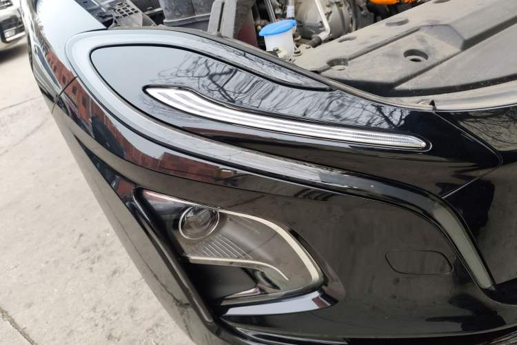 Used Hongqi E-QM5 2024 560km PLUS Right Front Headlight