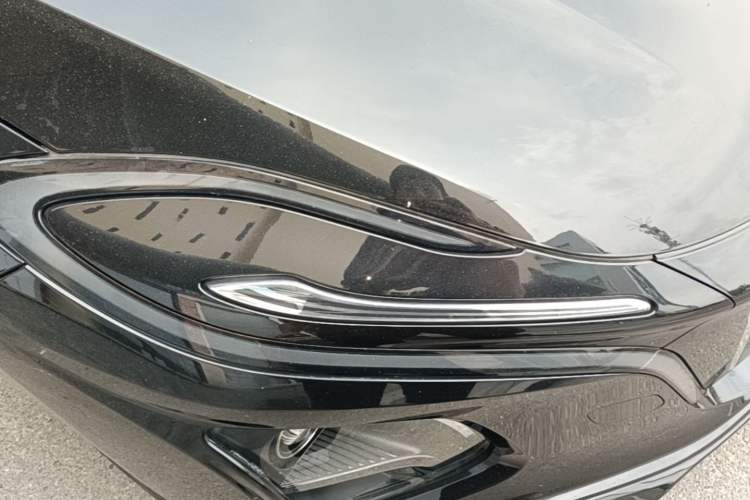 Used Hongqi E-QM5 2024 610 km PLUS Right Front Headlight