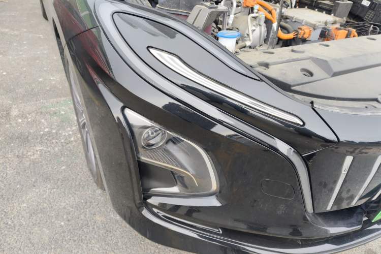 Used Hongqi E-QM5 2024 610 km PLUS Right Front Headlight