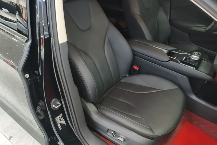 Used Hongqi E-QM5 2024 610 km PLUS Right Front Seat