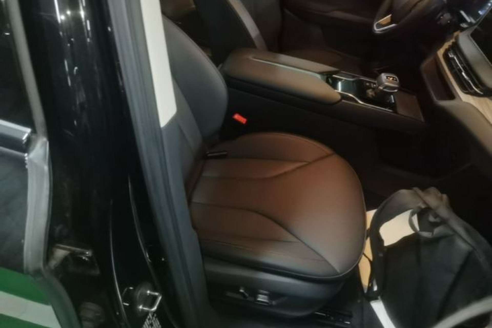 Used Hongqi E-QM5 2024 500km Range Edition Right Front Seat