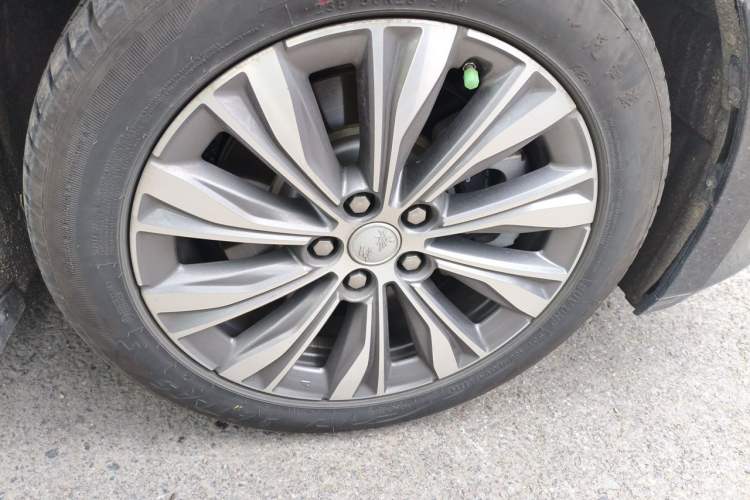 Used Hongqi E-QM5 2024 500km Range Edition Right Front Wheel Hub