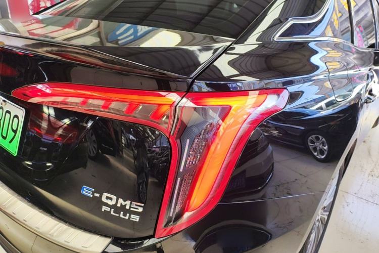 Used Hongqi E-QM5 2024 610 km PLUS Right Rear Taillight