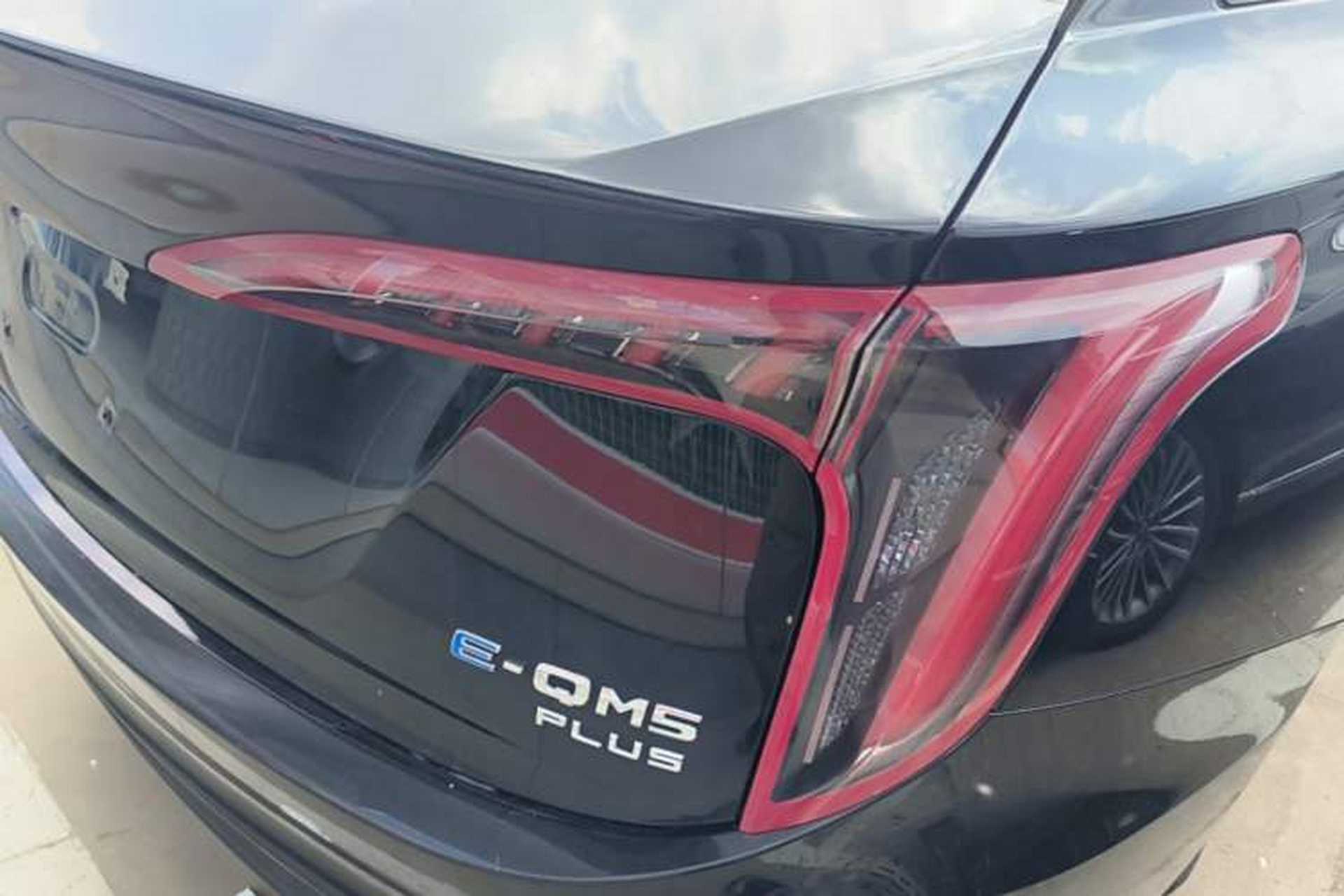 Used Hongqi E-QM5 2024 560km PLUS Right Rear Taillight