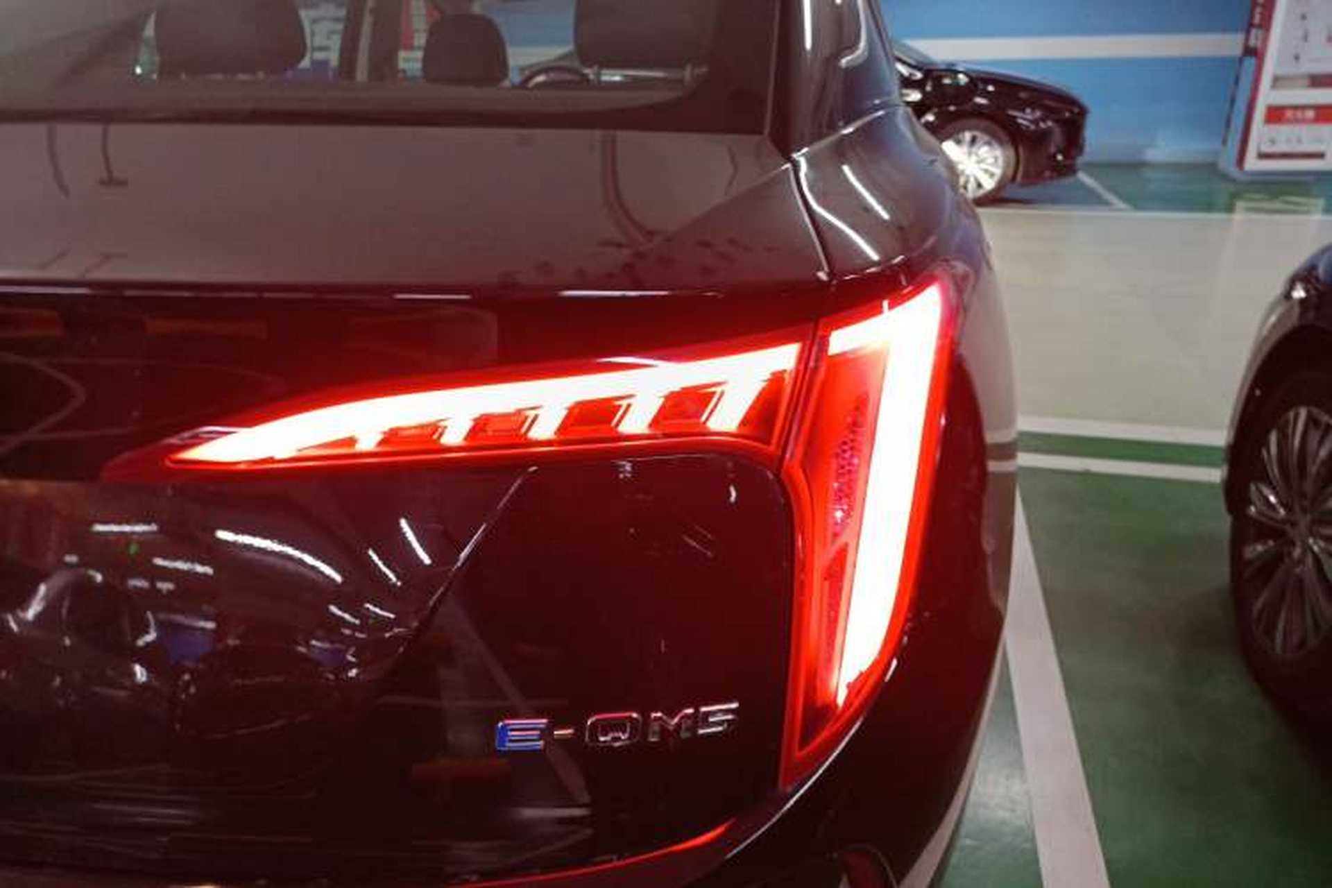 Used Hongqi E-QM5 2024 500km Range Edition Right Rear Taillight