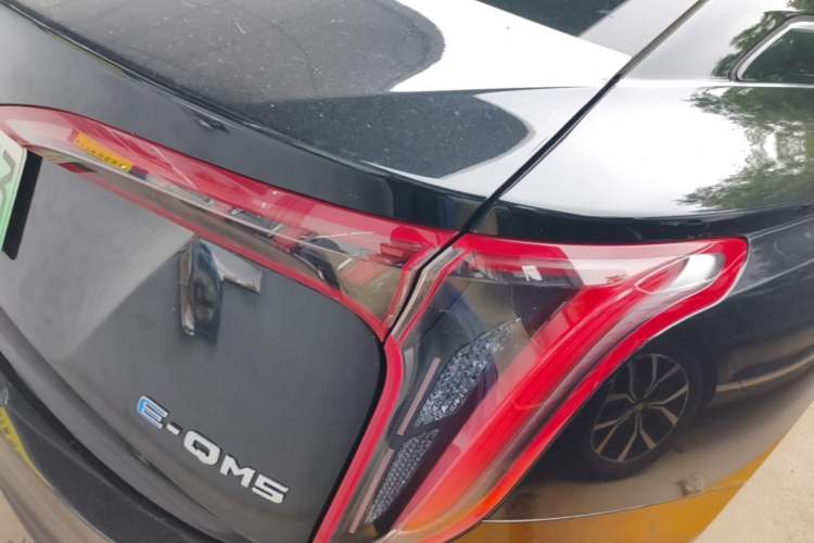 Used Hongqi E-QM5 2024 500km Range Edition Right Rear Taillight