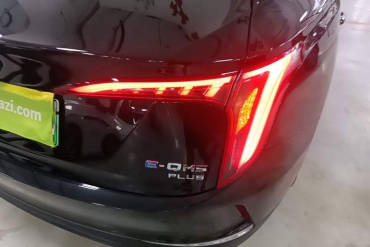 Used Hongqi E-QM5 2024 560km PLUS Right Rear Taillight