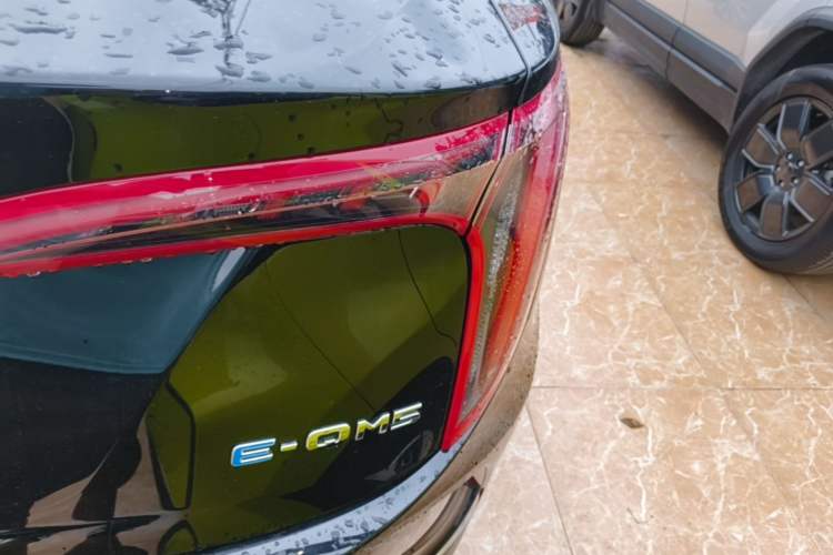 Used Hongqi E-QM5 2024 450km Range Commuter Version Right Rear Taillight