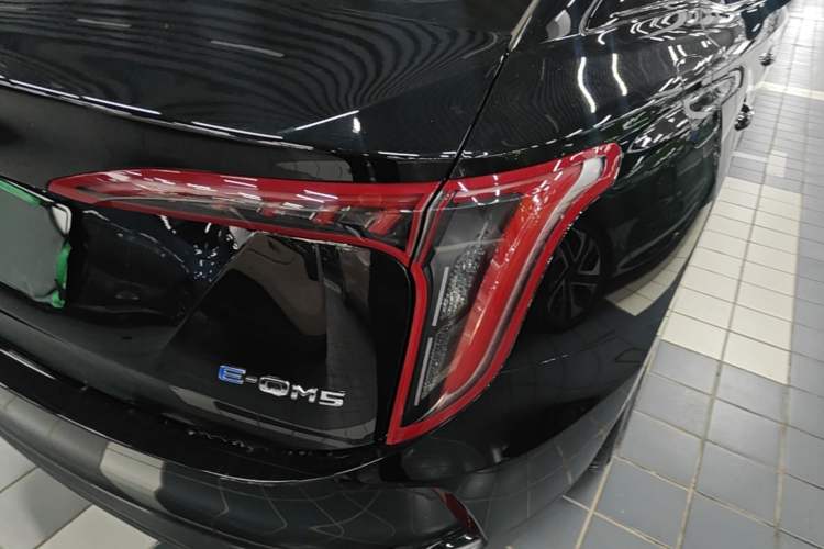 Used Hongqi E-QM5 2024 500km Range Edition Right Rear Taillight