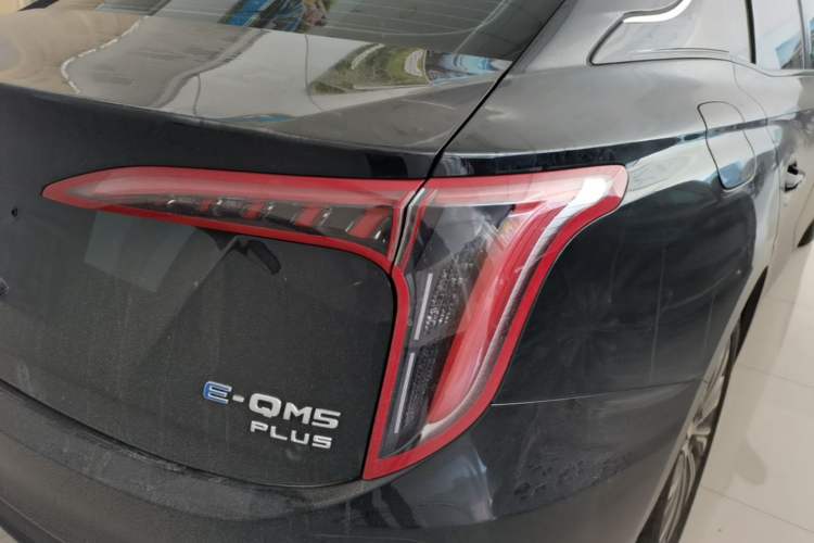 Used Hongqi E-QM5 2024 610 km PLUS Right Rear Taillight