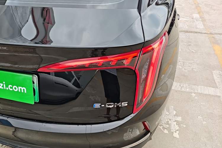 Used Hongqi E-QM5 2024 500km Range Edition Right Rear Taillight
