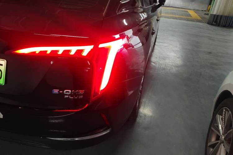 Used Hongqi E-QM5 2024 560km PLUS Right Rear Taillight