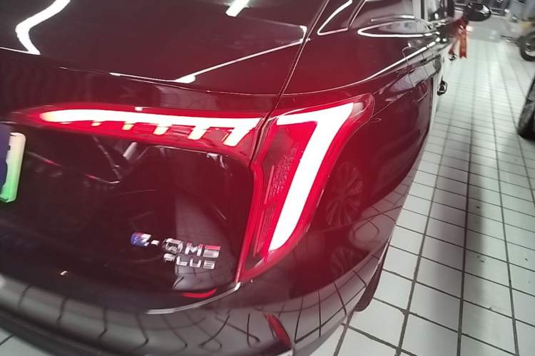 Used Hongqi E-QM5 2024 560km PLUS Right Rear Taillight
