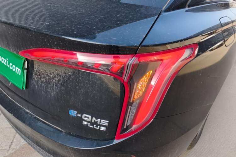 Used Hongqi E-QM5 2024 560km PLUS Right Rear Taillight