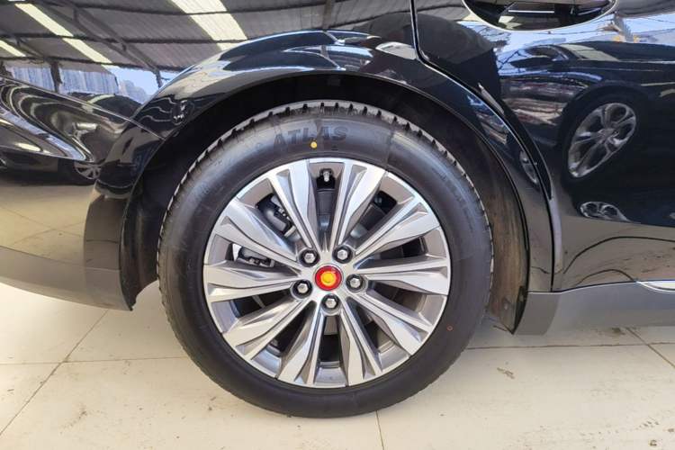 Used Hongqi E-QM5 2024 610 km PLUS Right Rear Wheel Hub
