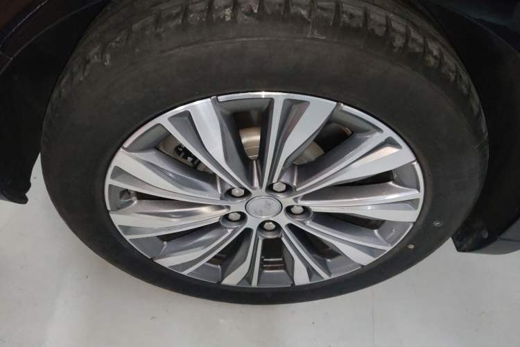 Used Hongqi E-QM5 2024 560km PLUS Right Rear Wheel Hub