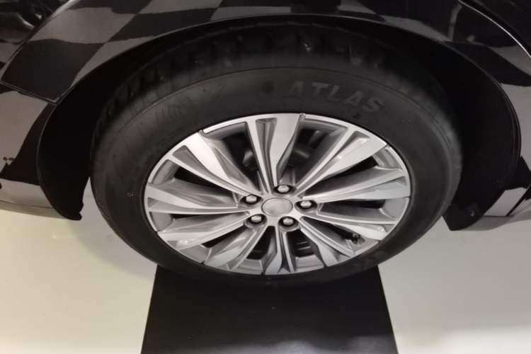 Used Hongqi E-QM5 2024 610 km PLUS Right Rear Wheel Hub