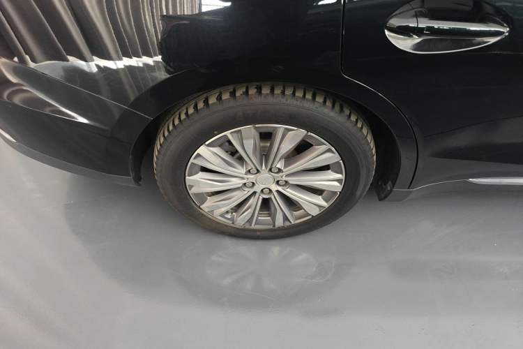Used Hongqi E-QM5 2024 560km PLUS Right Rear Wheel Hub