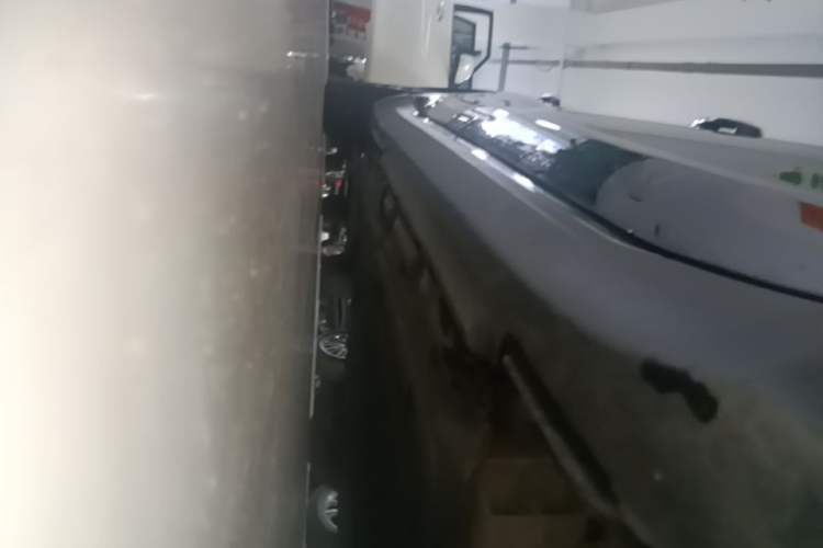 Used Hongqi E-QM5 2024 610 km PLUS Right Side Sill